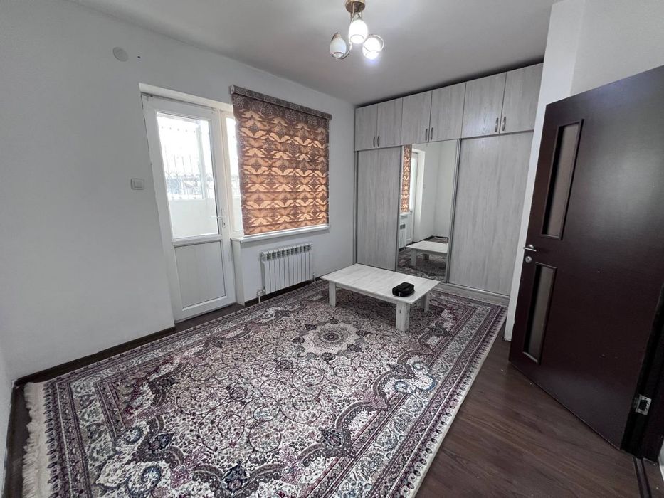 УЙ СОТИЛАДИ СРОЧНО Янгихайот тумани 10-худуд 9/3/3 68 квадрат