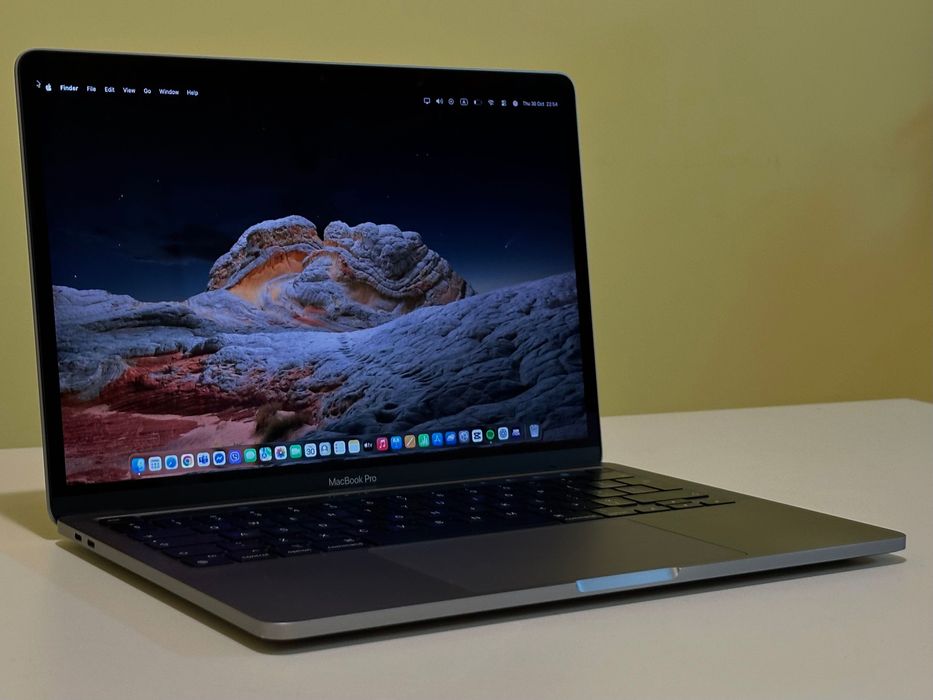 MacBook Pro 13 M1 chip