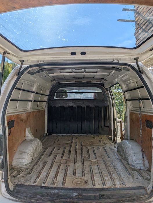 Hyundai  H1 2 500m³