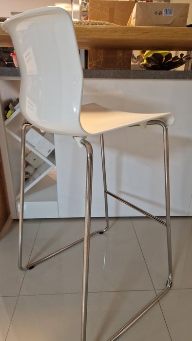 Бар стол от Икея, модел GLENN