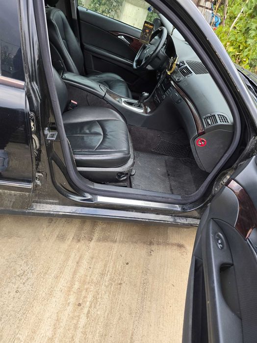 Mercedes Benz E class