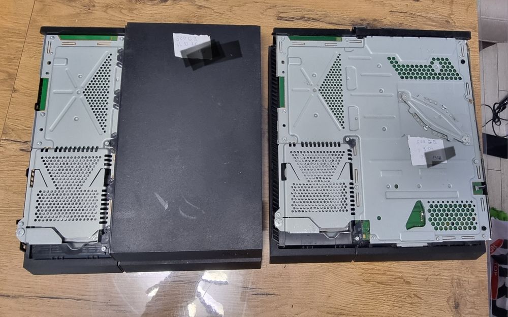 Конзоли PS4 работещи