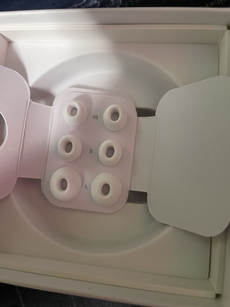 Air pods pro 2.    .