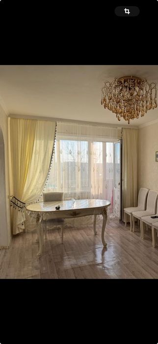 Продам шторы комплект новый