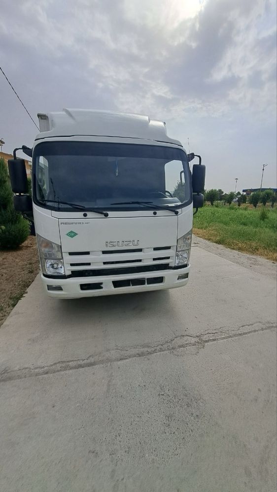 Isuzu ishlab chiqarilgan yili 2024- yil zavatskoy Senji