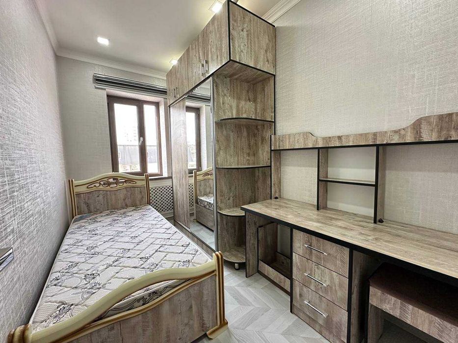 V1560 ПРОДАЕТСЯ 3/4/9 на: Ц-17/18 70м2