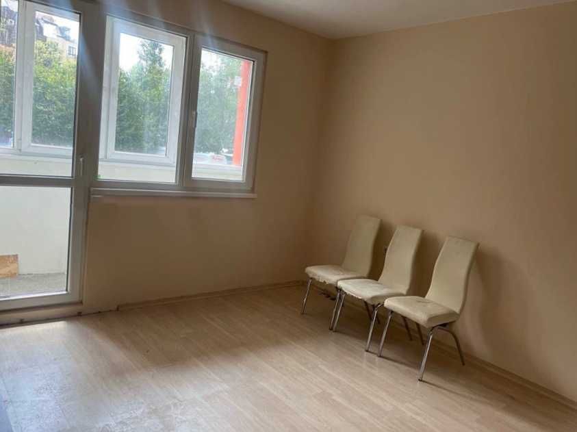 Дава се под наем Едностаен апартамент в София, Красно село - 44 кв.м за 153998 € - Снимка #5