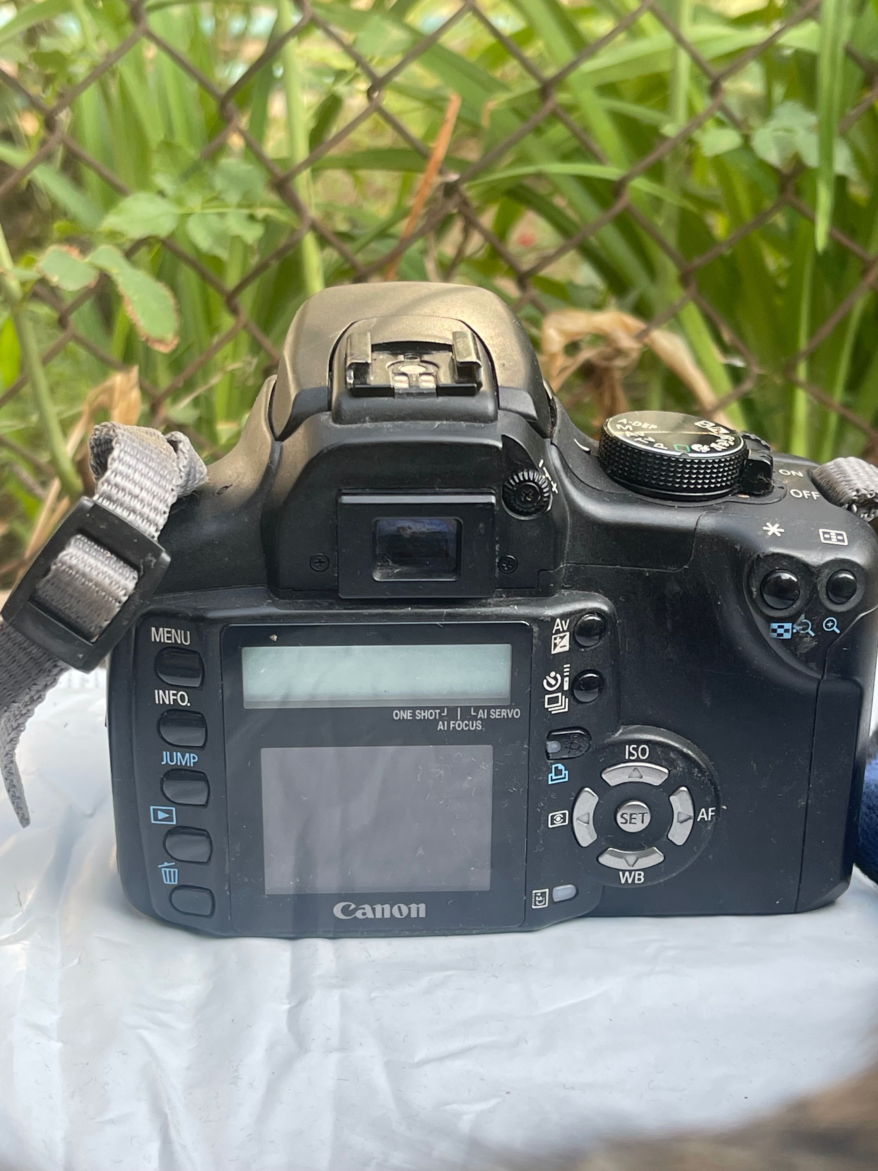 Фотоапарат Nikon I canon