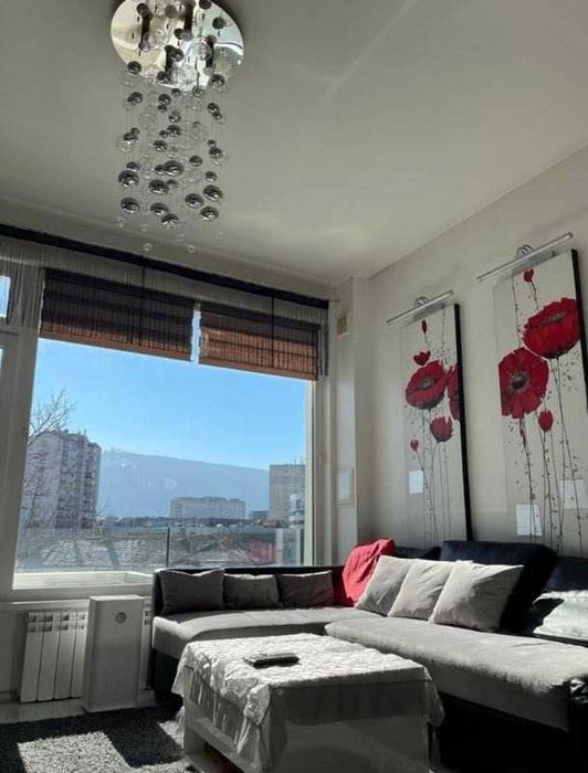 Продава се Двустаен апартамент в София, Център - 57 кв.м за 2808 €/кв.м - Снимка #1