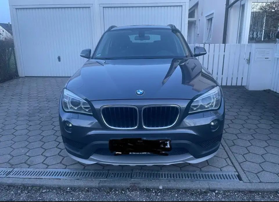 Vând BMW x1 xDraiv 4x4 20i automat xenon euro6