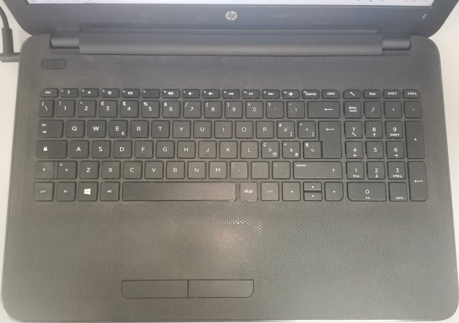 HP Notebook 255 G4 лаптоп