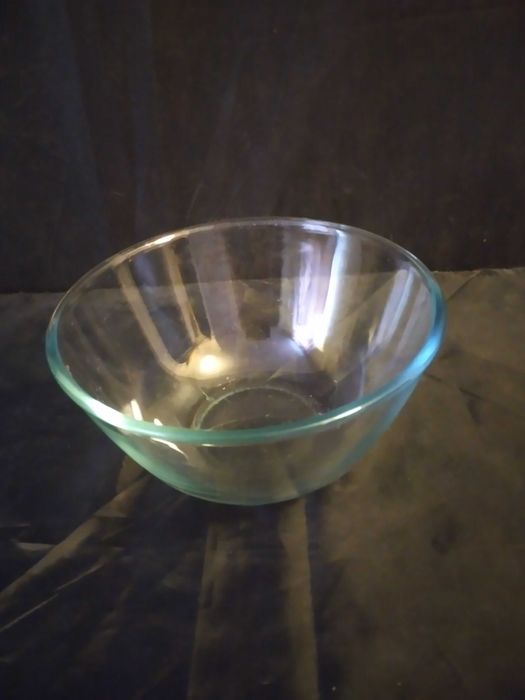 Глубокая термостойкая миска