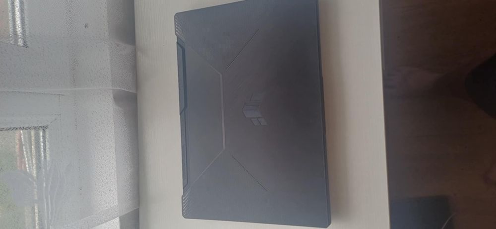 Leptop Asus tuf15