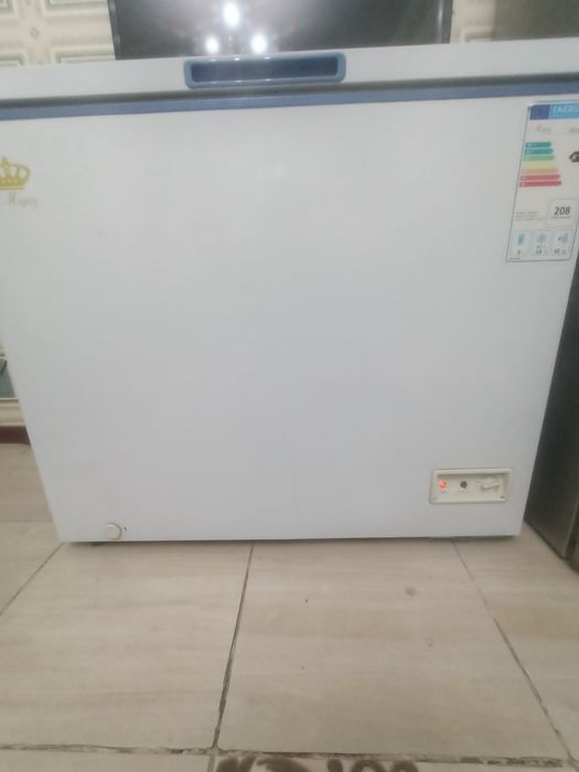 Морозильник продам