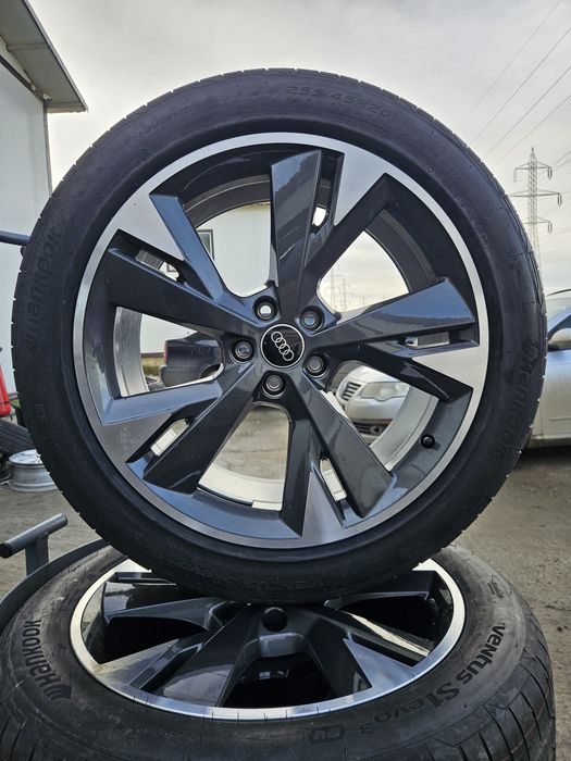 Vând jante R20 Noi Audi Q4 e-tron gri grafit lucios