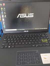 Laptop Asus E410M diagonala 14'