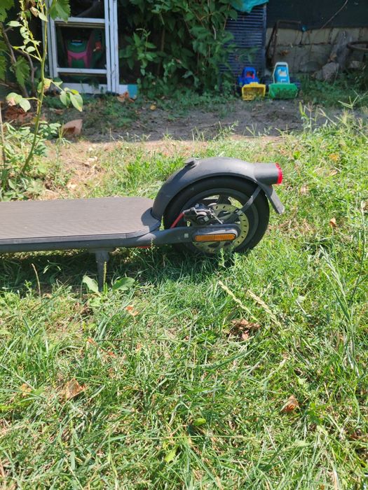 Trotineta electrica Xiaomi 4 penultimul model