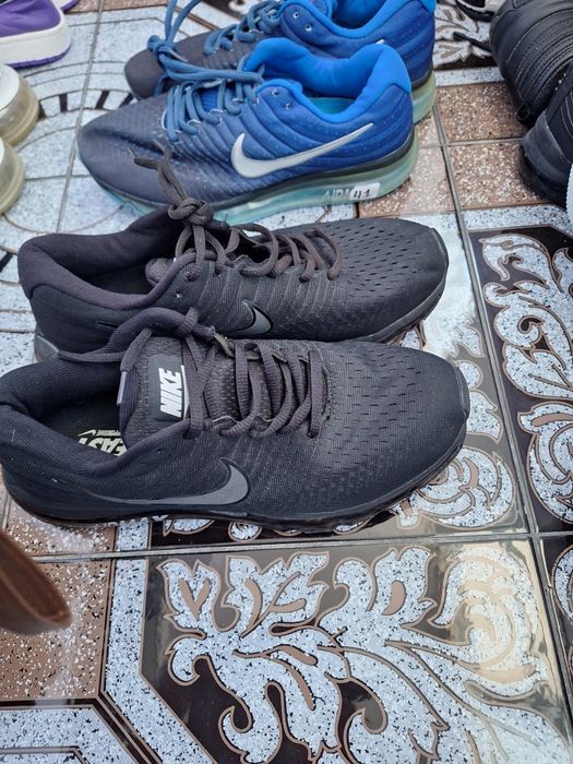 Нови мъжки обувки