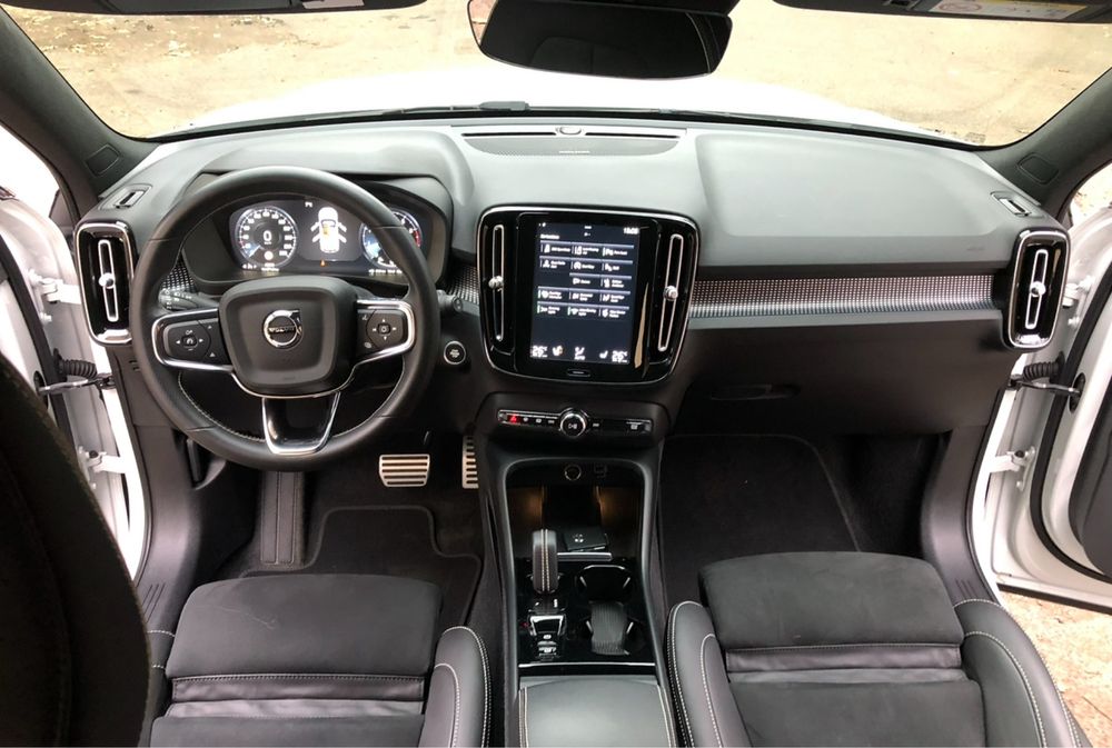 Volvo XC40 Hybrid 2021