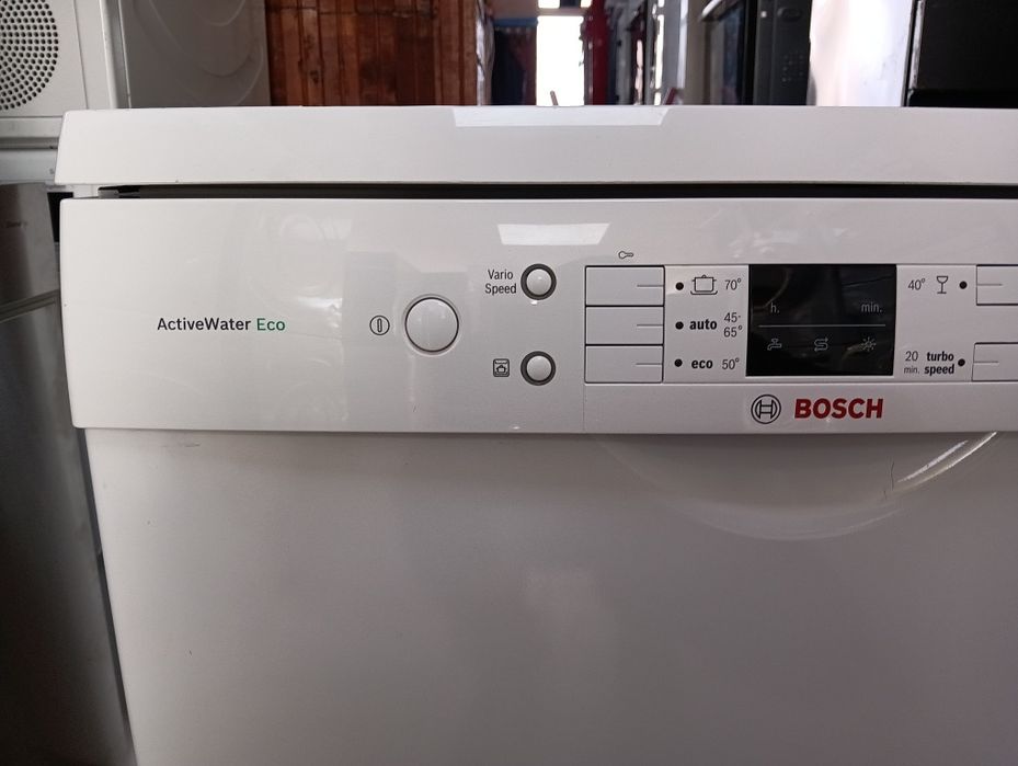 Свободно стояща съдомиялна Бош Bosch Made in Germany 2 години гаранция