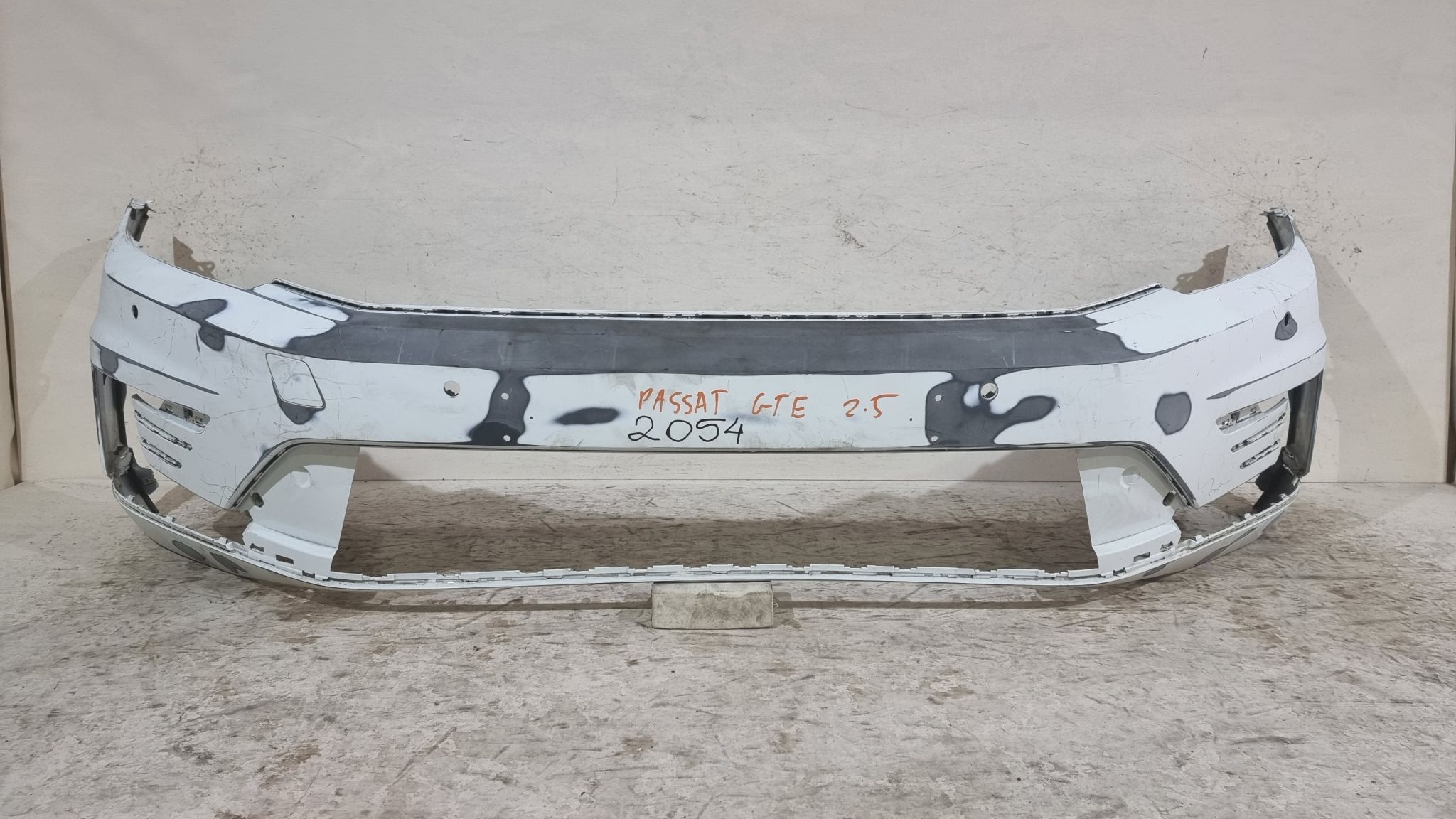 Bara fata VW Passat B8 GTE, 2015, 2016, 2017, 2018, 2019, cod origine OE  3G0807221B.
