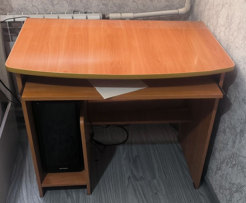 Стол компьютерный (для офиса) + кресло stol kompyuterniy