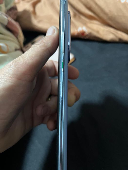 Vând Oppo Reno 10