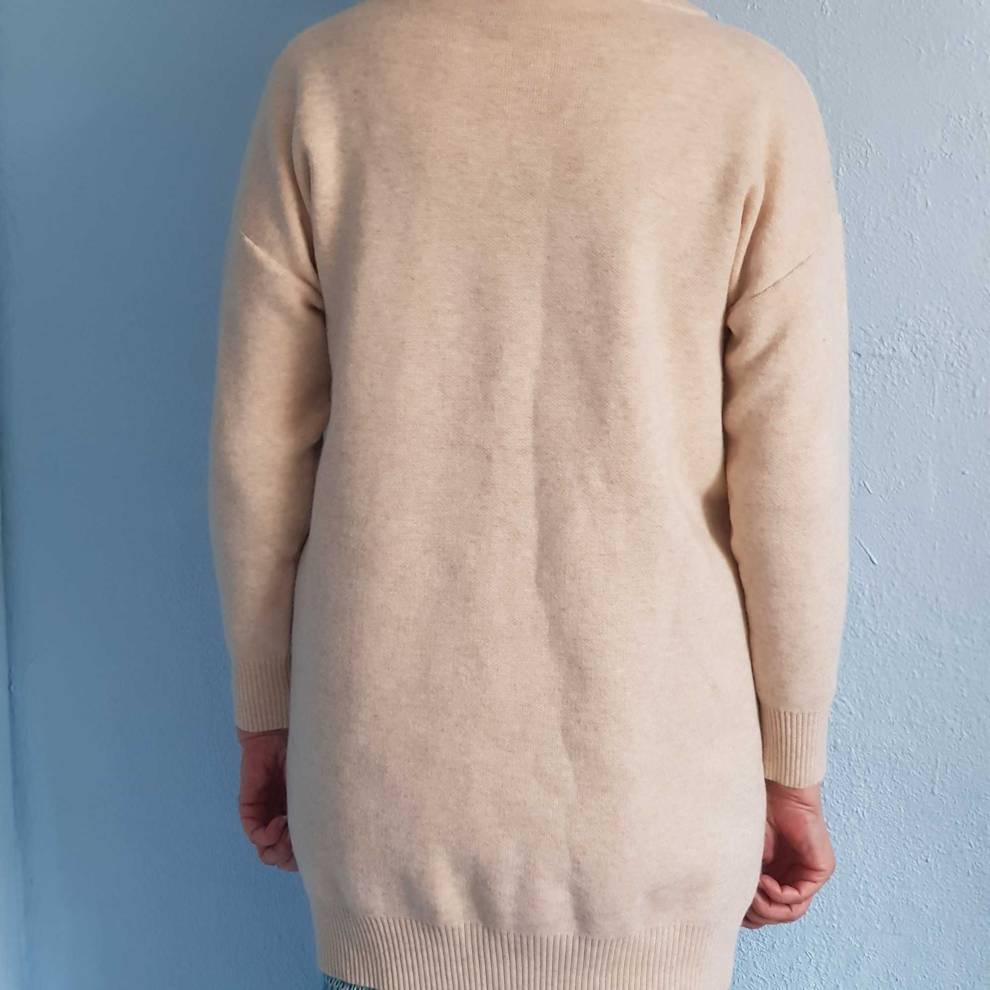 Нарядный новый свитер Южная Корея 52 размер