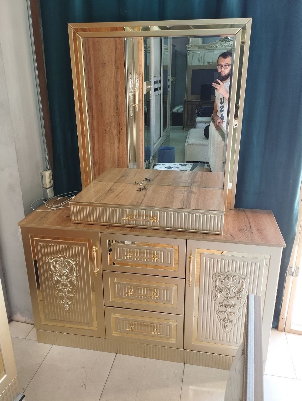 Sheyx mebel brend