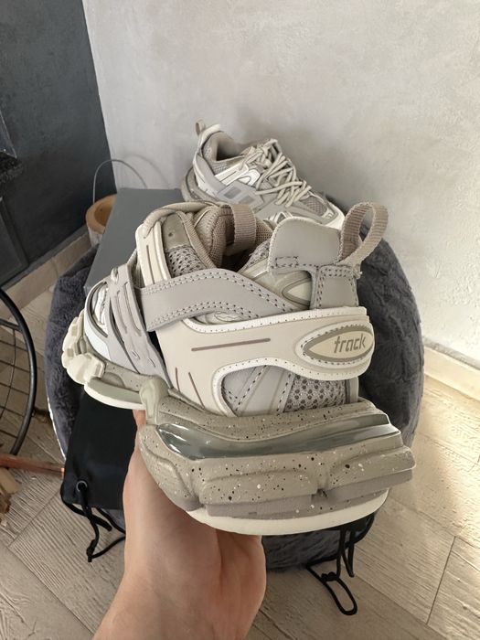 Balenciaga Track Recycled Sole Bej / Beige