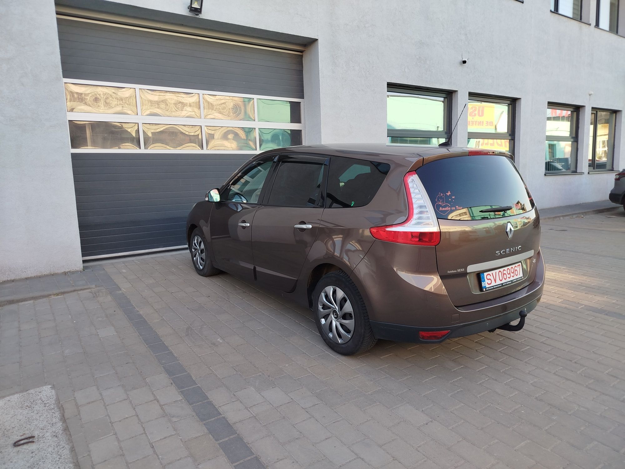 Renault Grand Scenic Luxe_Dynamic