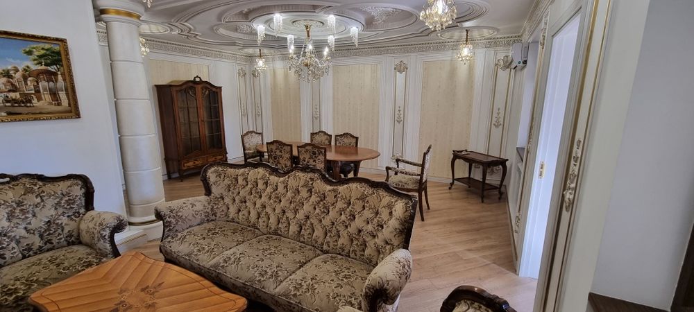 Сдаётся просторная 2-комнатная квартира в центре города