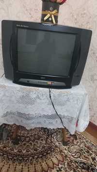 LG  hexaport televizor