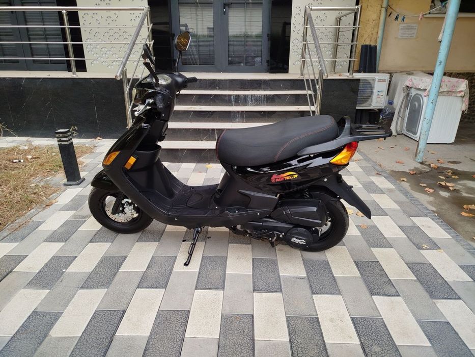 Продам скутер метеор