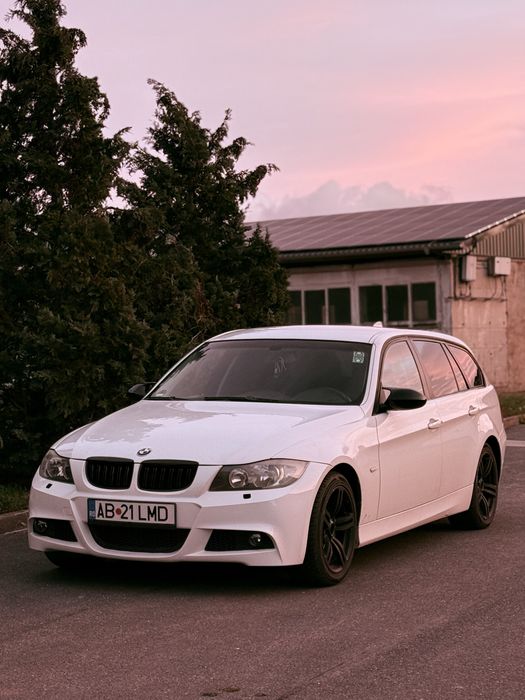 BMW E91 318D 2.0 143cp 2008