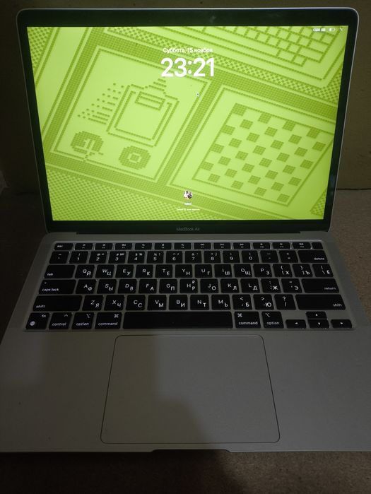 Macbook air 13 m1 sotiladi