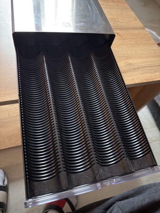 Nespresso Vertuo Next white + органайзер Nespresso