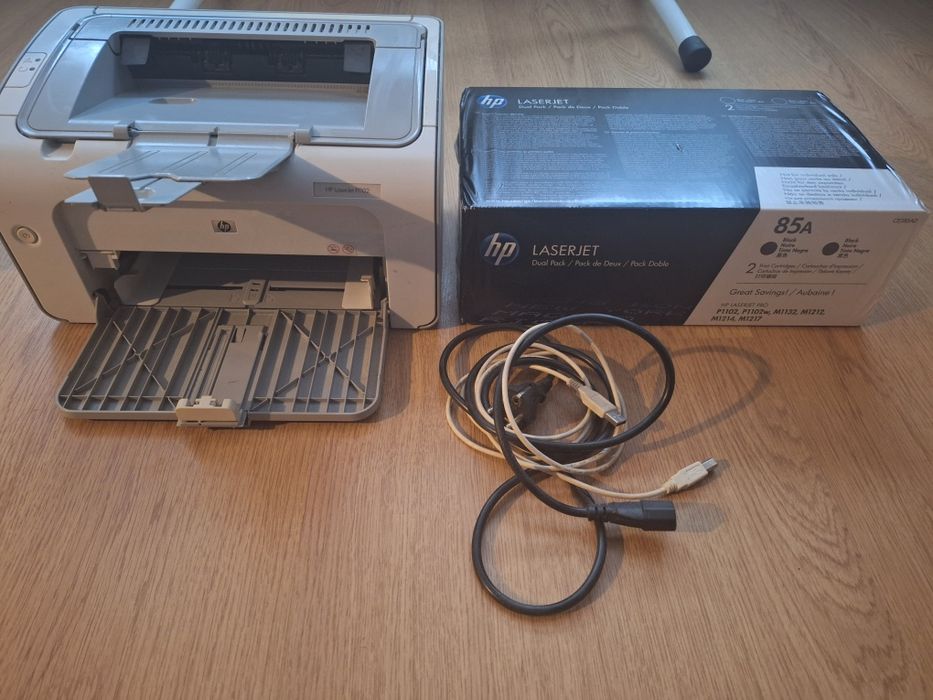 Imprimanta LaserJet P1102+ 2 tonere
