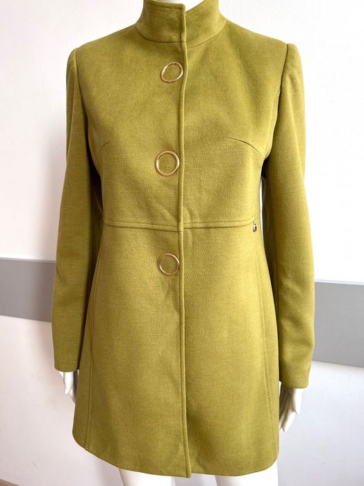 Sister’s елегантно кокетно парто в страхотен цвят