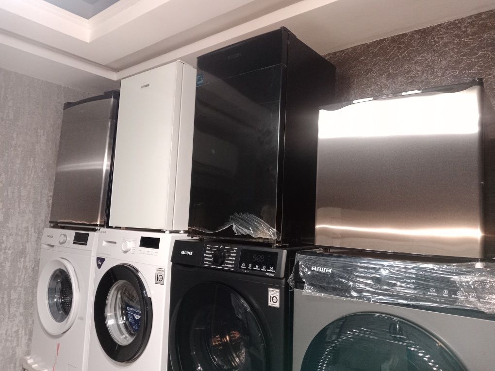 Холодильник мини Aiwa 90L