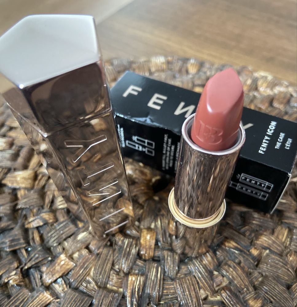 *НОВО* Червило FENTY BEAUTY, Палитра PHASE ZERO, Бронзант claté