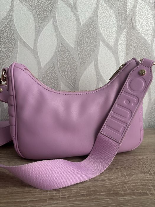 Чантав лилав цвят Liu Jo