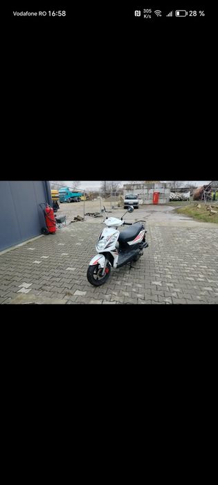 Scutere 50 cmc 4 timpi