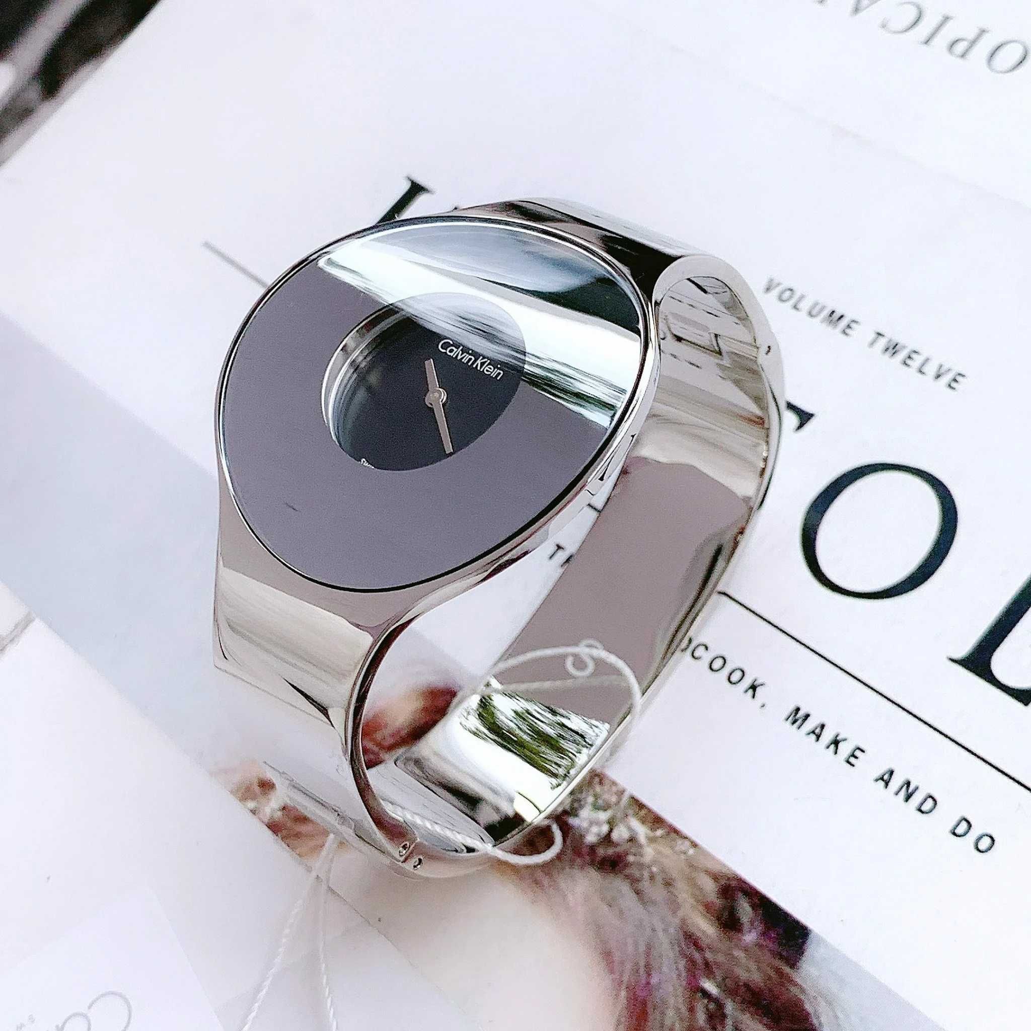 Дамски часовник тип гривна CK Calvin Klein K8C2S111 -60% Ликвидация!