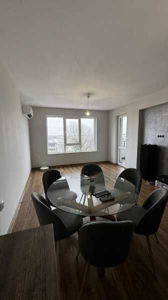 Продава се Тристаен апартамент в Асеновград - 90 кв.м за 1667 €/кв.м - Снимка #2