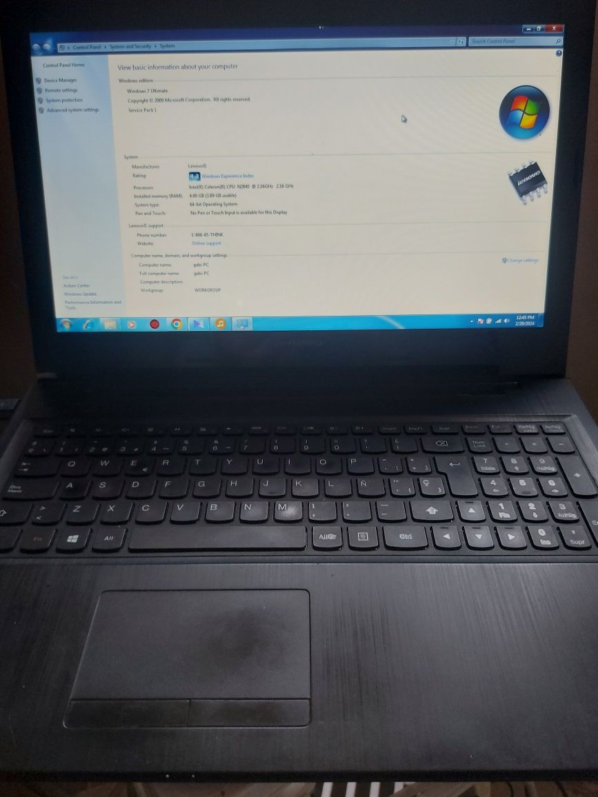 Se vinde Laptop lenovo