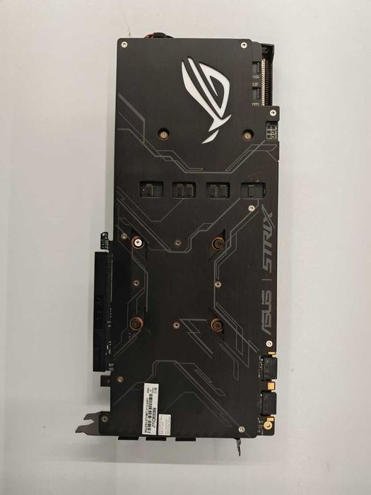 Placă video ASUS GeForce GTX 1080 Ti ROG STRIX de 11GB DDR5X 352-bit