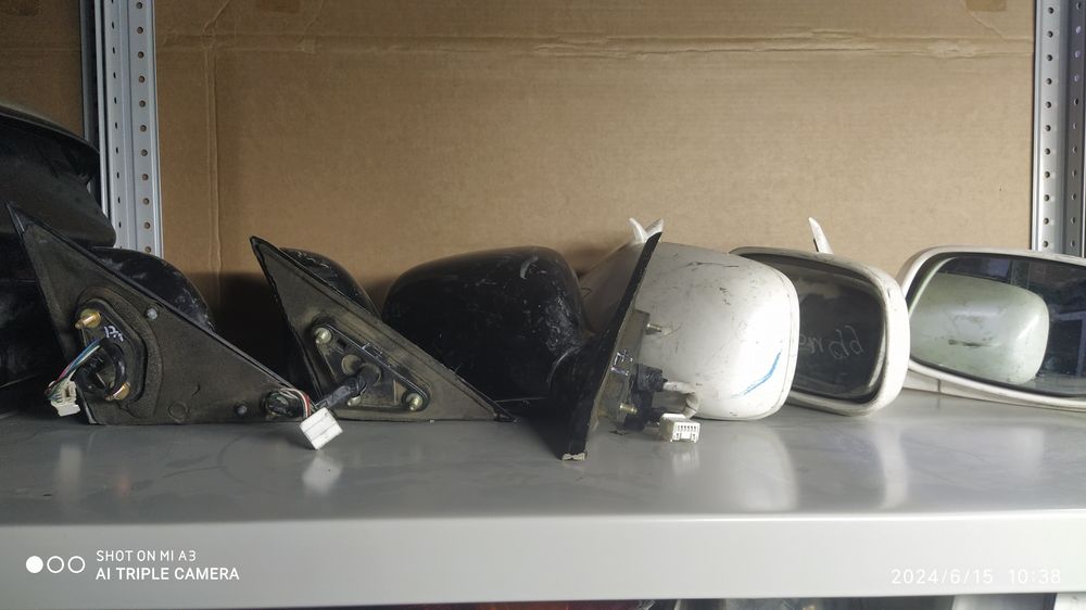 Зеркало боковое на Toyota windom
