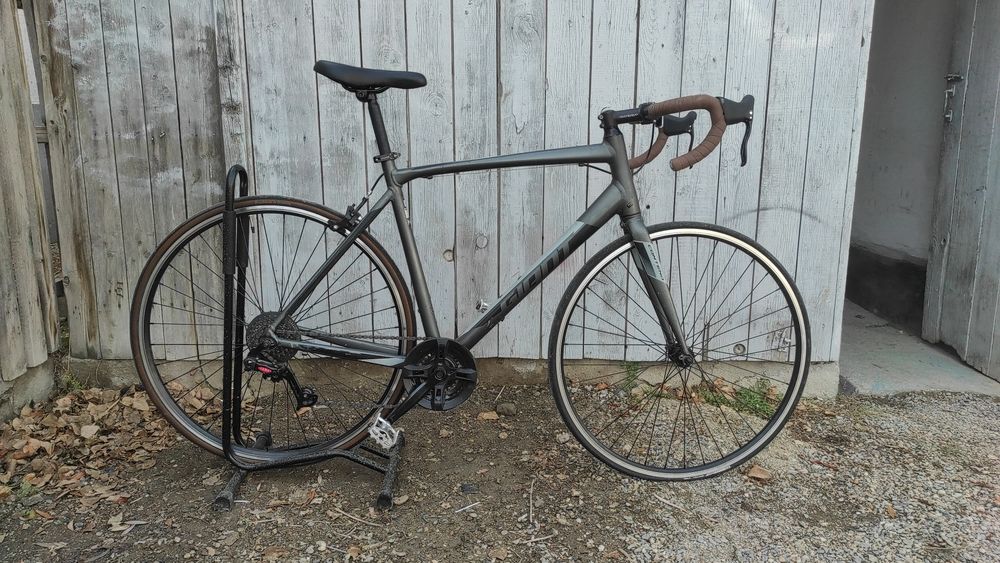 Продаю Шоссейный велосипед Giant Content 3