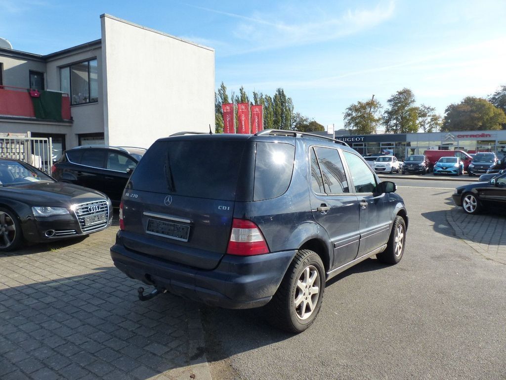 Dezmembrez piese Mercedes ML 270 CDI W163